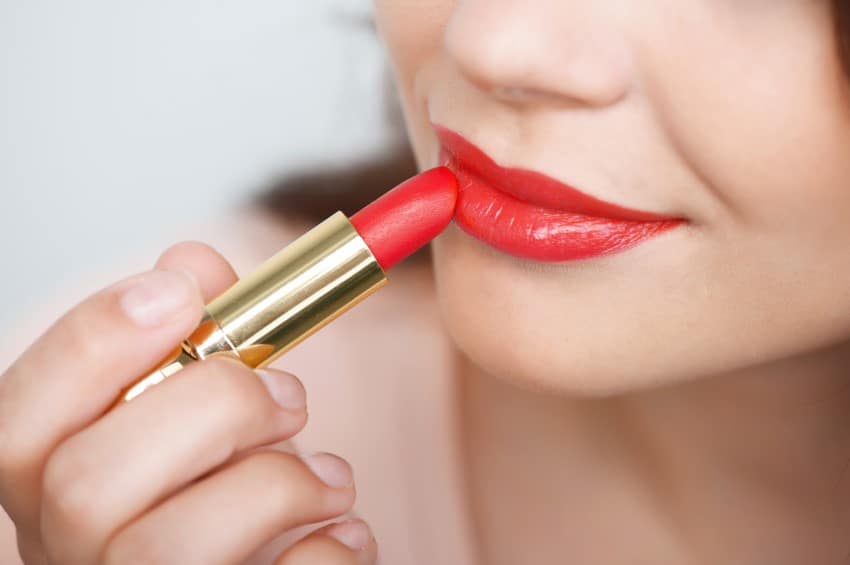 The lipstick tube made on-the-go application quick and easy 